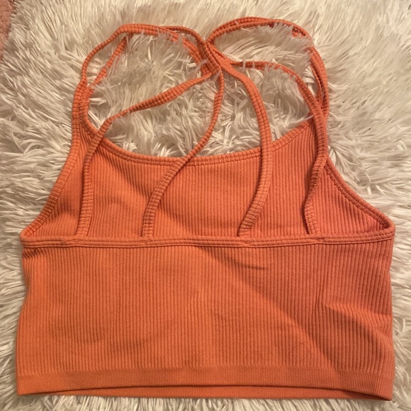 Forever 21 Seamless Caged-Back Sports Bra - Picture 2 of 5